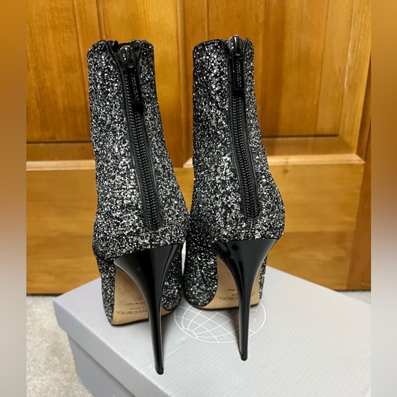 Jimmy Choo Silver Glitter Boots 38 - Never Worn size 7.5 120mm sexy - Picture 4 of 8